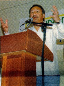 United Farm Workers President Arturo Rodriguez speaks to students at a teach-in on Feb. 15, 2005. The United Farm Workers union was co-founded in 1962 by Cesar Chavez.