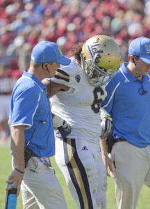 A week after sustaining a kidney injury against Stanford, redshirt junior inside linebacker Eric Kendricks suffered an AC sprain Saturday against Oregon, forcing him to leave the game.