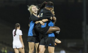 web.sports.championship-wsoccer.10.29.AYeo.jpg