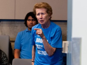 Student leaders and Roxane Stern, a Westwood homeowner, announced plans to petition for a new neighborhood council. (Hannah Burnett/Assistant Photo editor)